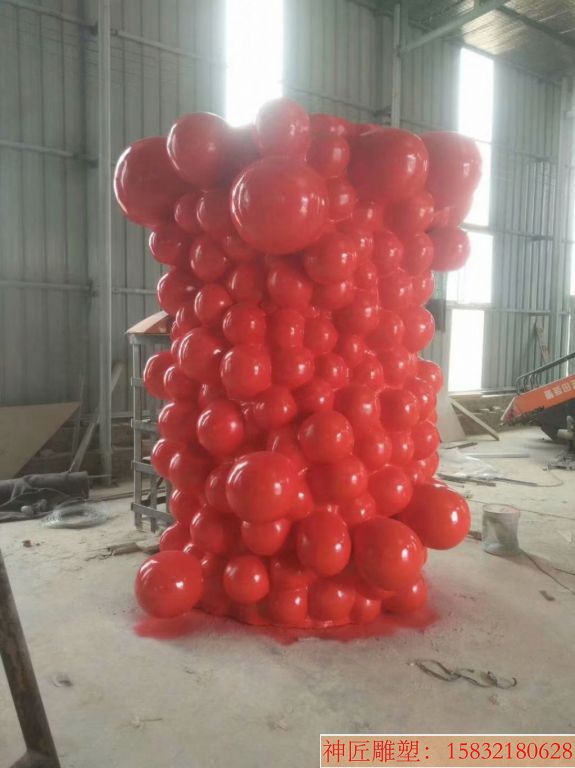 玻璃钢气球堆砌雕塑1